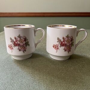 Vintage Floral Mugs with Pink and Gold Accents
